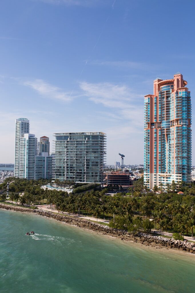 high rise, beach, city-2690199.jpg